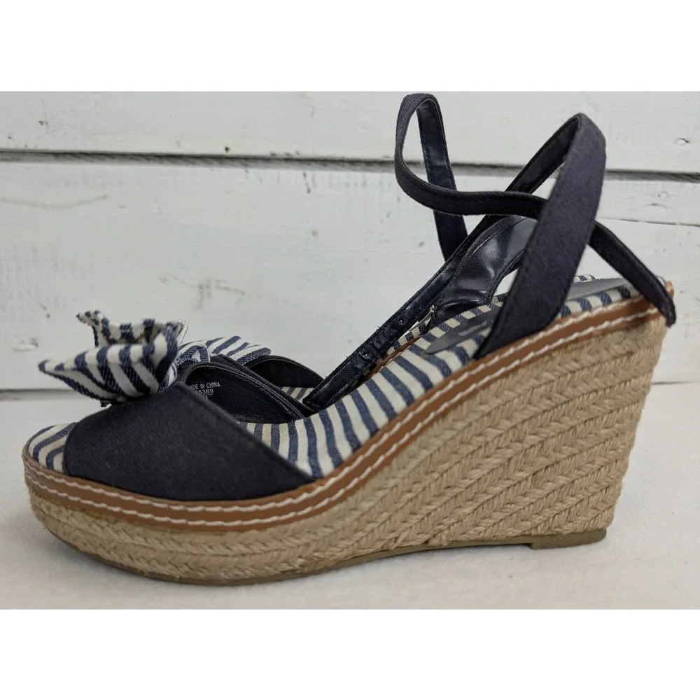 American Eagle Womens 7W Navy Stripe Bow Espadrille Platform Wedge Sandals